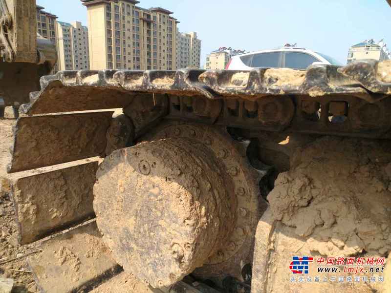 山东出售转让二手8000小时2012年沃尔沃EC200B挖掘机