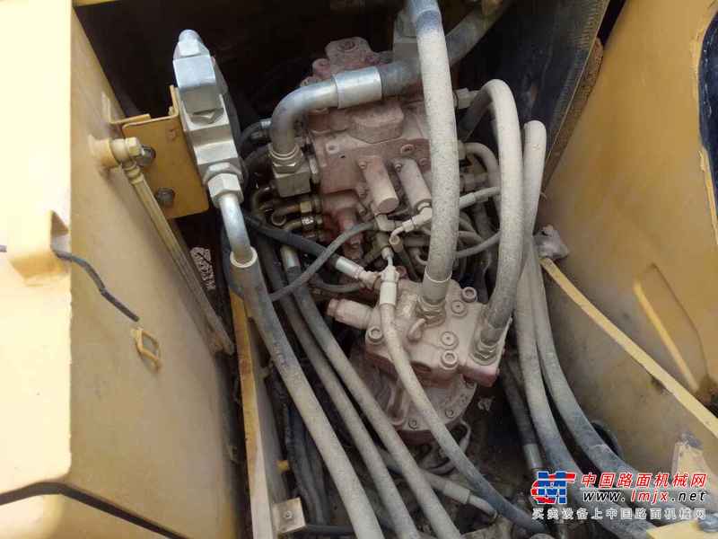 陕西出售转让二手6000小时2010年柳工CLG915C挖掘机