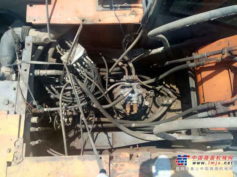 山西出售转让二手13000小时2010年日立ZX250H挖掘机