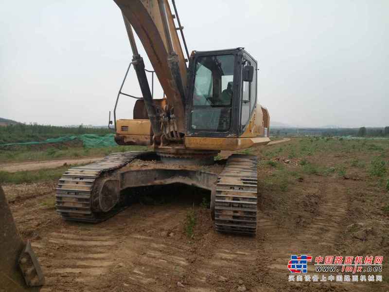 山东出售转让二手8000小时2013年柳工CLG933E挖掘机