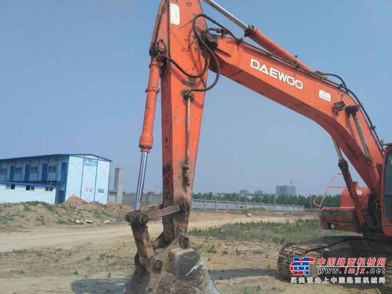 河北出售转让二手15000小时2003年大宇DH220LC挖掘机