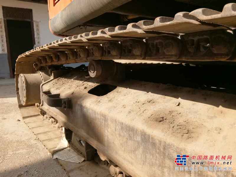 甘肃出售转让二手13000小时2010年日立ZX250LC挖掘机