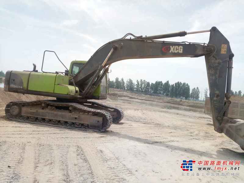 山西出售转让二手4500小时2012年徐挖XCG240LC挖掘机