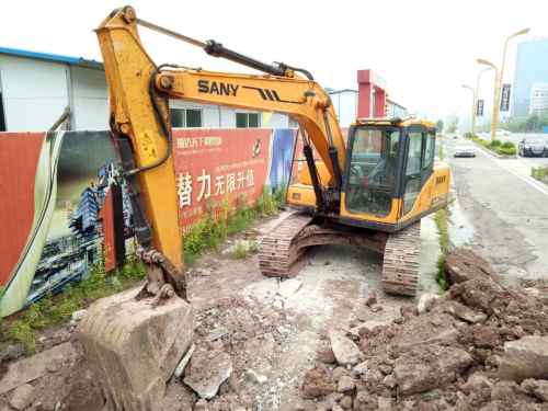 四川出售转让二手11000小时2009年三一重工SY135C挖掘机