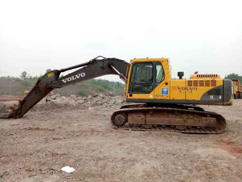 四川出售转让二手8695小时2011年沃尔沃EC240B挖掘机