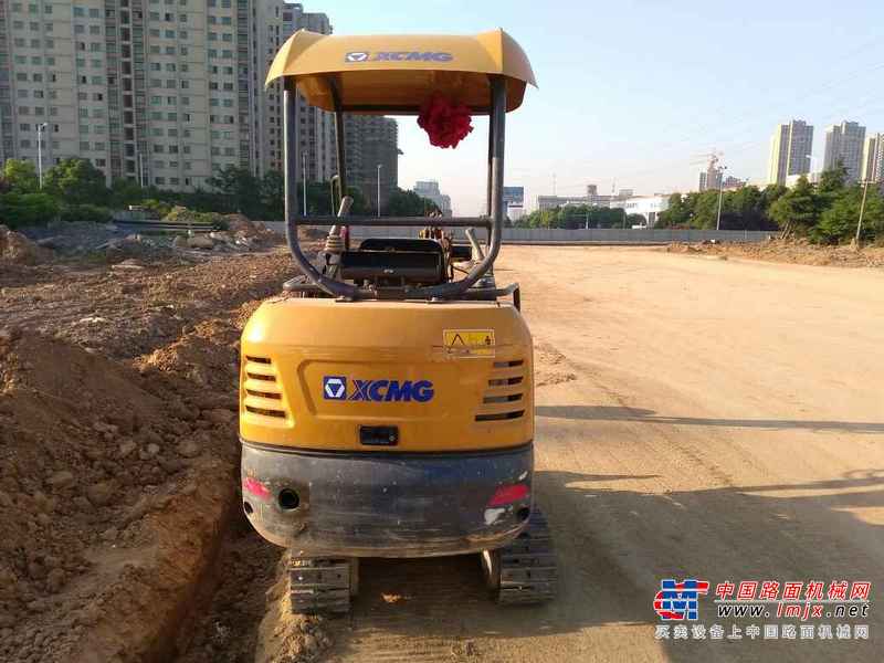 江苏出售转让二手500小时2016年徐工XG15C挖掘机
