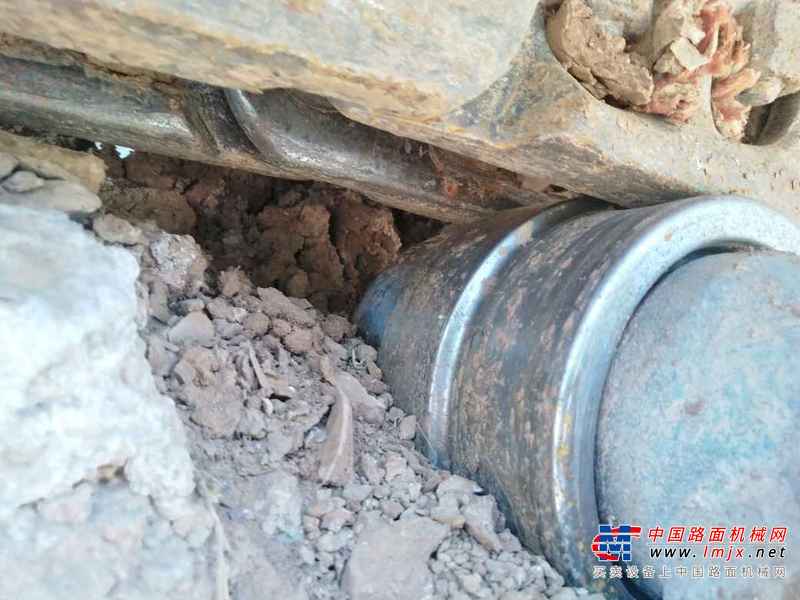 河南出售转让二手3500小时2013年卡特重工CT65挖掘机