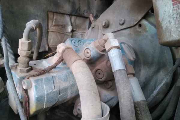 河南出售转让二手6000小时2010年卡特重工CT60挖掘机