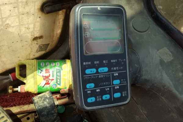 江西出售转让二手12000小时2006年小松PC120挖掘机