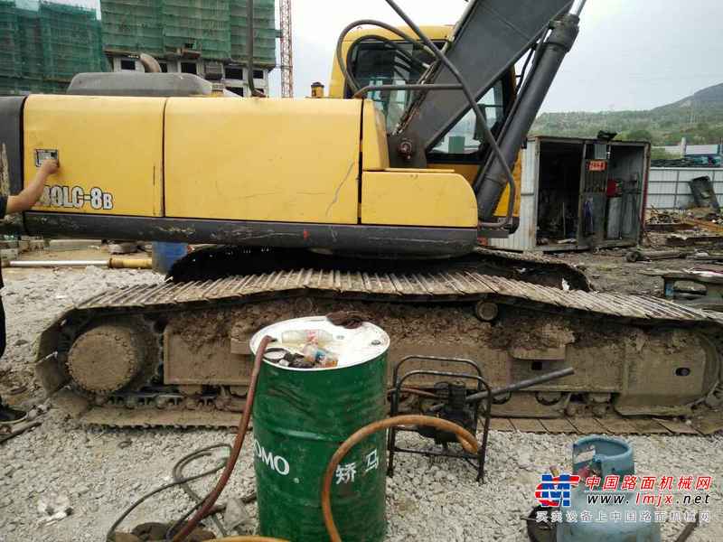 河北出售转让二手11000小时2011年徐挖XCG240LC挖掘机