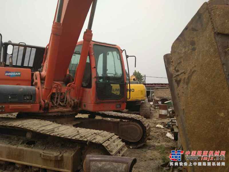 河北出售转让二手4000小时2012年斗山DH300LC挖掘机