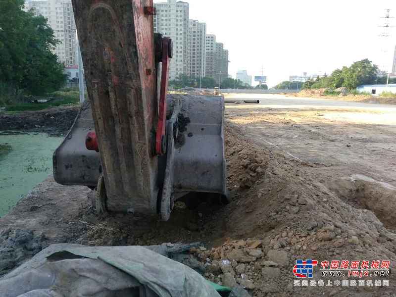 江苏出售转让二手8000小时2007年斗山DH150LC挖掘机