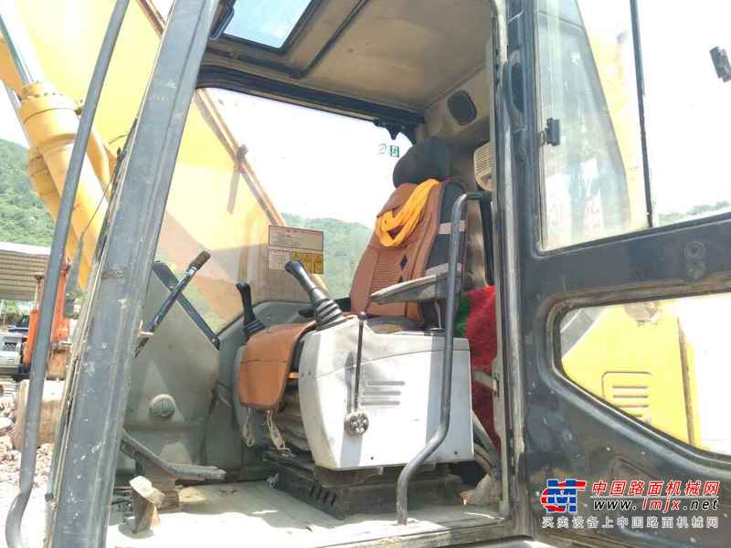 安徽出售转让二手11000小时2009年厦工XG822LC挖掘机