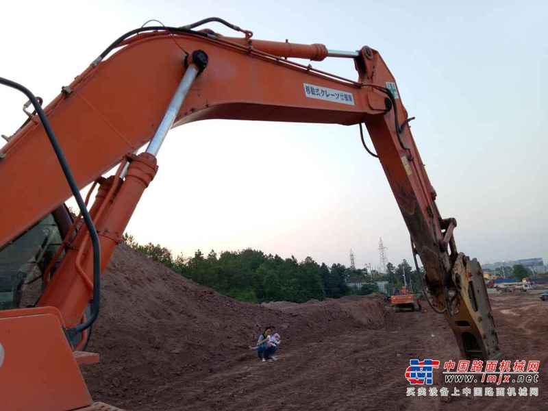 江西出售转让二手8000小时2010年日立ZX350挖掘机