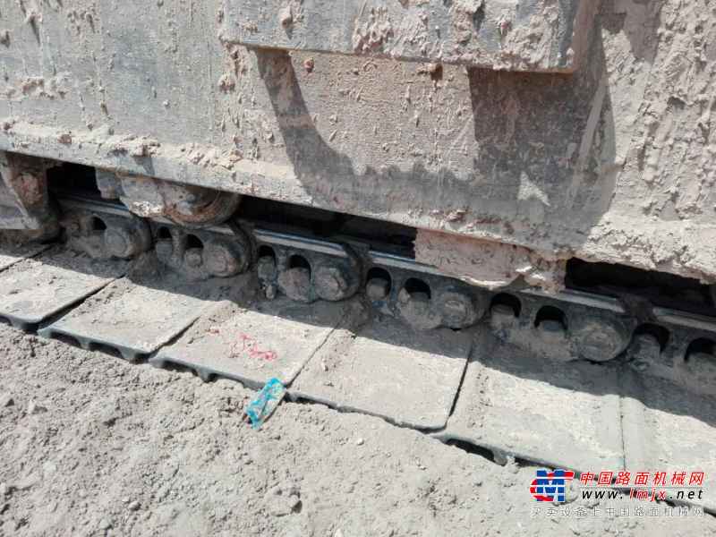 内蒙古出售转让二手15000小时2004年住友SH220LC挖掘机