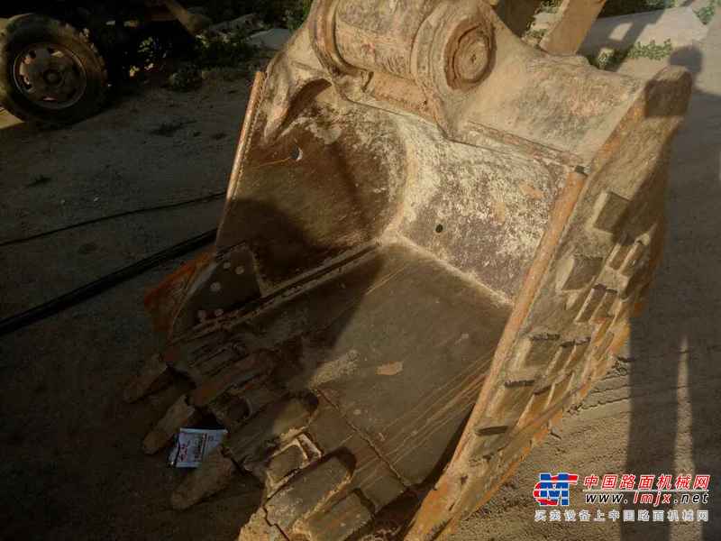 河南出售转让二手6000小时2007年龙工LG6225挖掘机