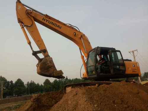 河北出售转让二手8000小时2009年现代R225挖掘机