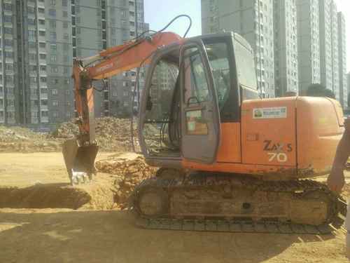 湖北出售转让二手8546小时2011年日立EX70挖掘机