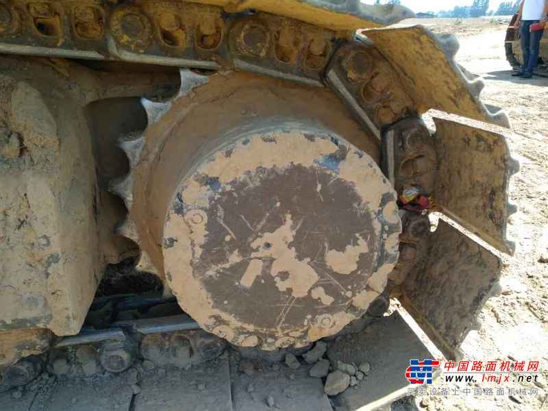 河北出售转让二手6000小时2010年现代R225LC挖掘机