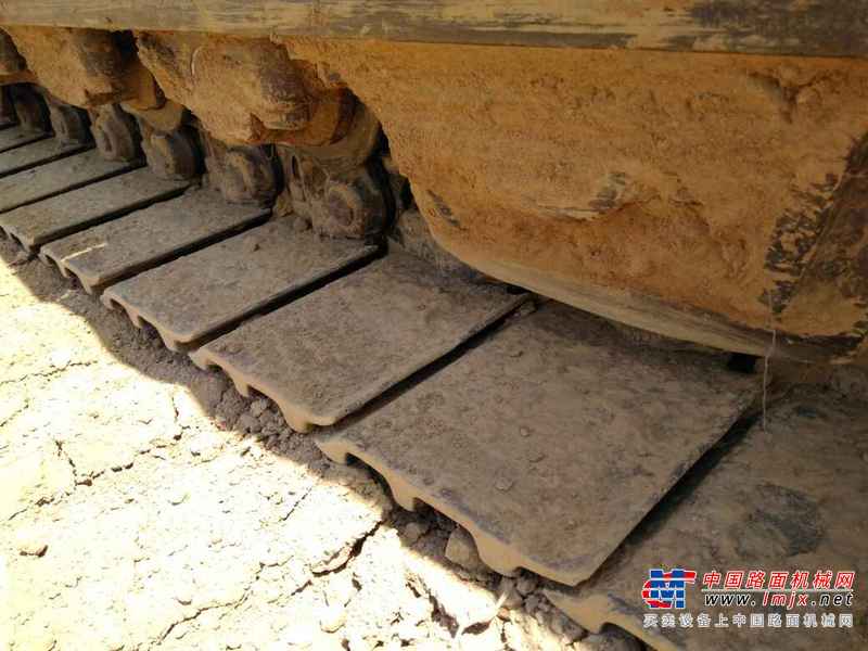 河北出售转让二手6000小时2010年现代R225LC挖掘机
