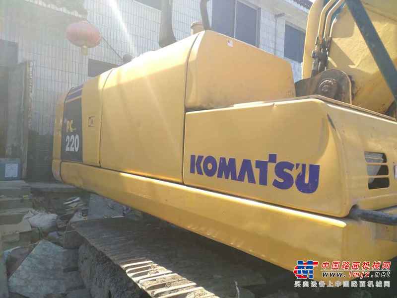吉林出售转让二手5000小时2011年小松PC220挖掘机
