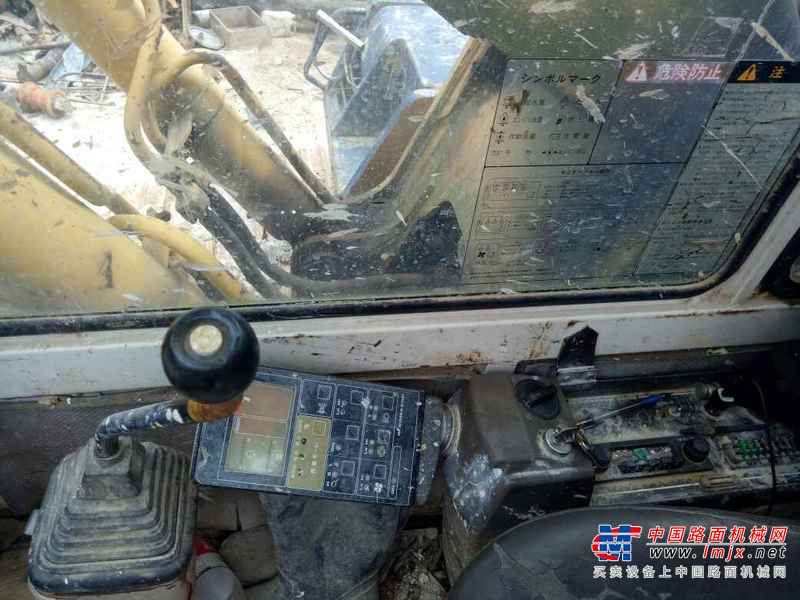 广东出售转让二手18600小时2003年小松PC200挖掘机