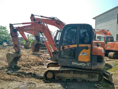 安徽出售转让二手11000小时2008年斗山DH60挖掘机
