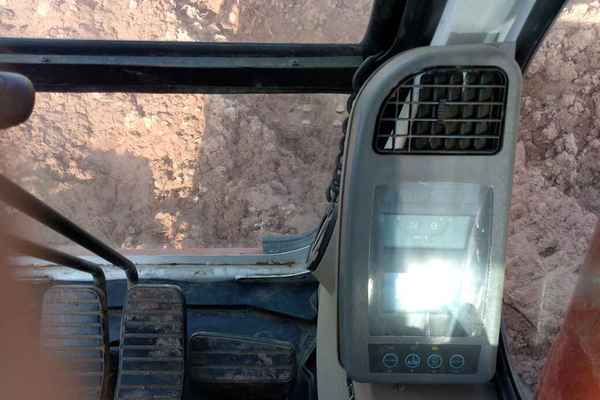 江西出售转让二手7000小时2011年斗山DH150LC挖掘机