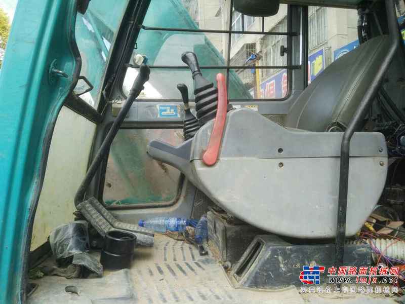 湖北出售转让二手21580小时2005年神钢SK200挖掘机