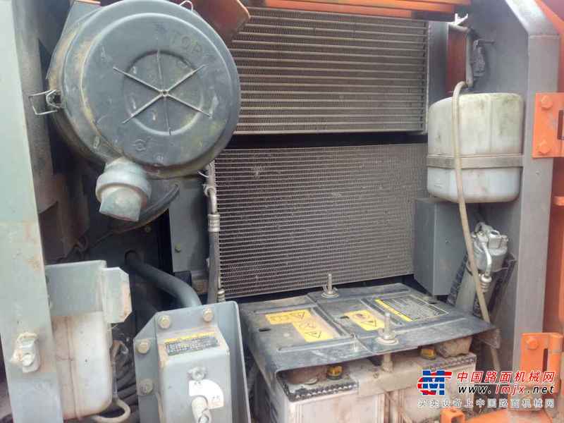 四川出售转让二手7000小时2013年日立ZX130H挖掘机