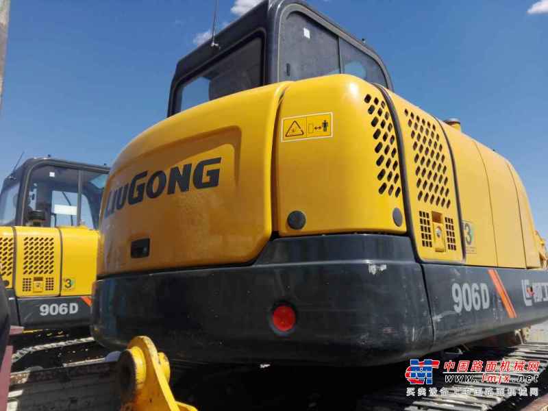 内蒙古出售转让二手150小时2017年柳工CLG906D挖掘机