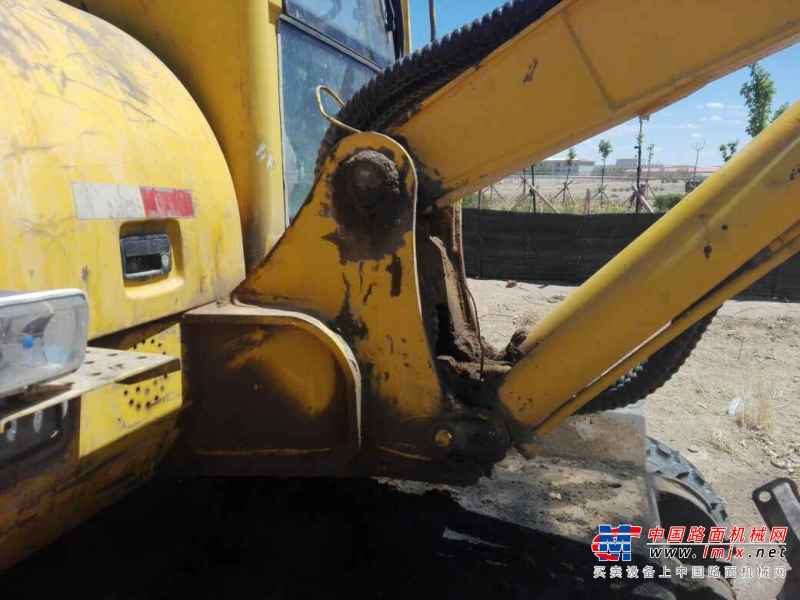 内蒙古出售转让二手6000小时2009年犀牛重工轮挖XM977挖掘机