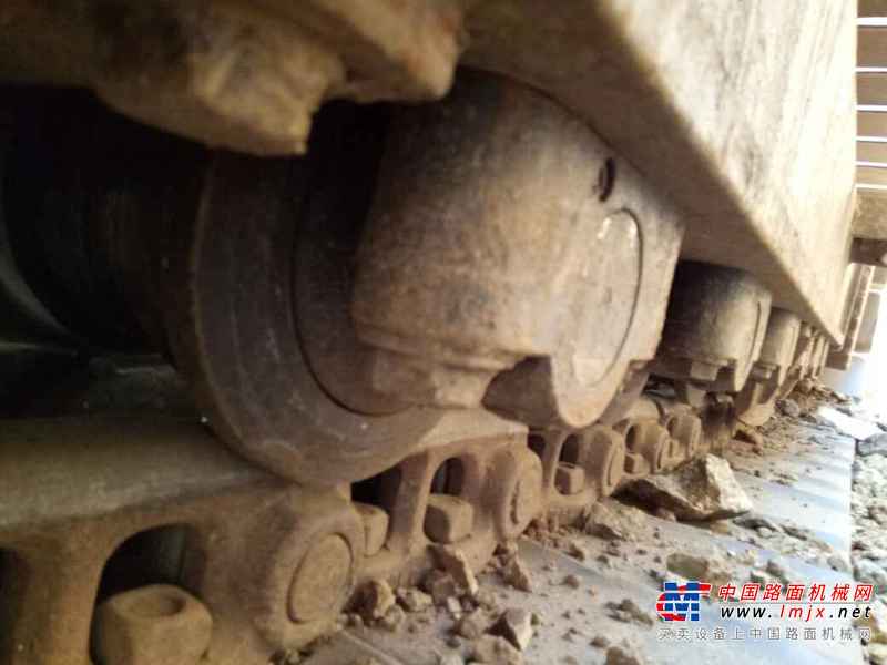 云南出售转让二手8750小时2011年现代R225LC挖掘机