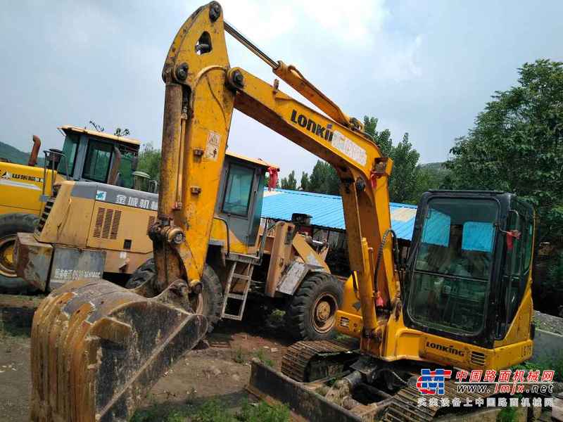 河南出售转让二手5000小时2009年龙工LG6065挖掘机