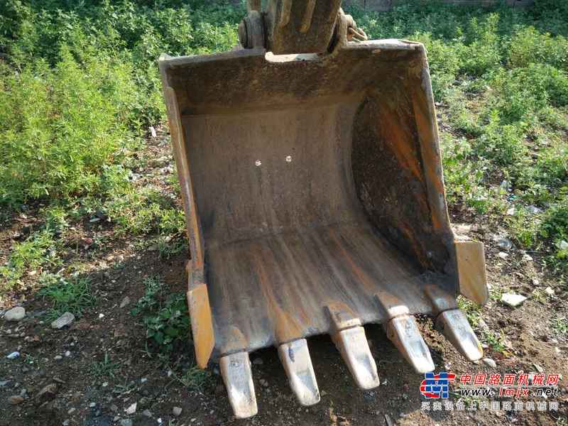 山东出售转让二手9000小时2010年小松PC130挖掘机
