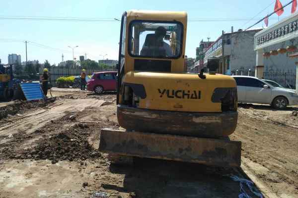 河北出售转让二手5500小时2011年玉柴YC60挖掘机