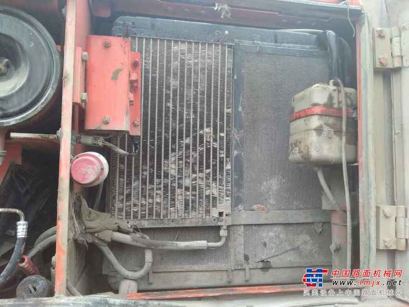 江苏出售转让二手8000小时2010年斗山轮挖DH150W挖掘机