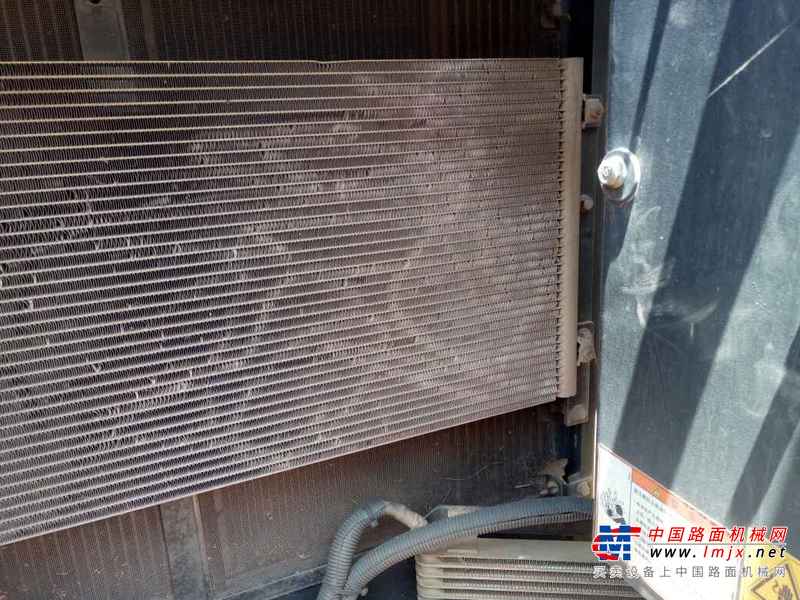 云南出售转让二手6420小时2009年神钢SK140LC挖掘机