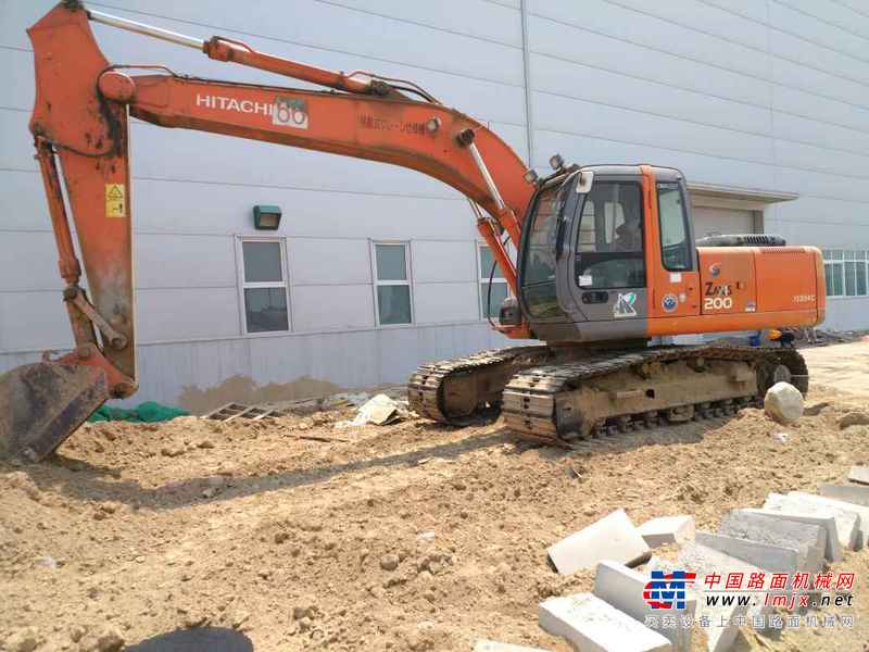 山东出售转让二手12000小时2011年日立ZX200挖掘机