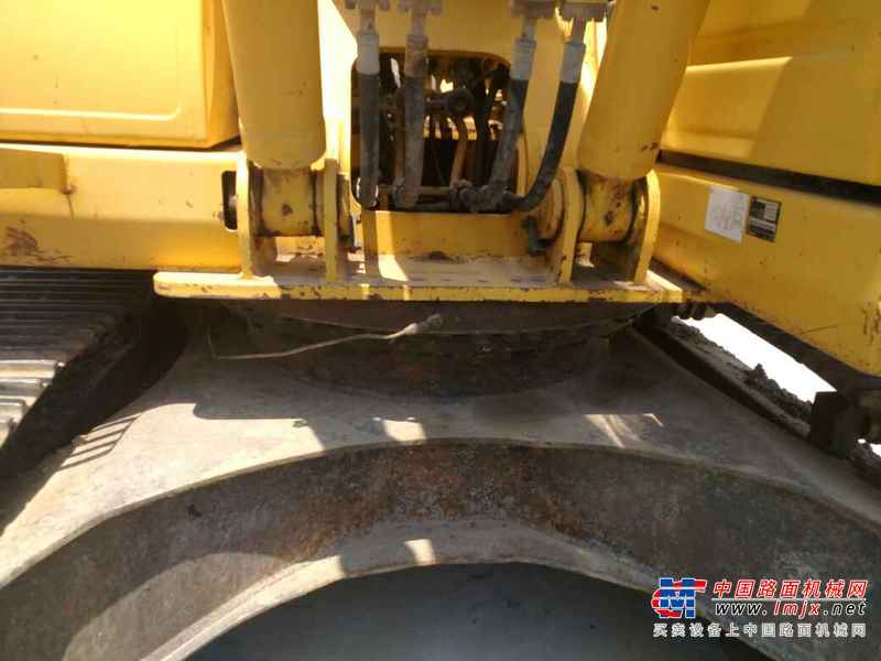 山东出售转让二手5000小时2011年小松PC210挖掘机