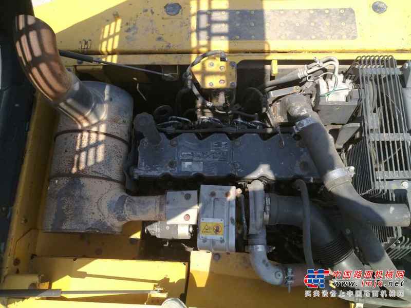 山东出售转让二手5000小时2011年小松PC210挖掘机
