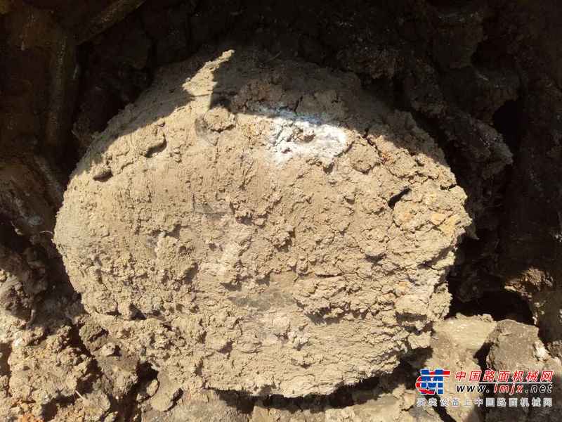 黑龙江出售转让二手20000小时2003年大宇DH220LC挖掘机