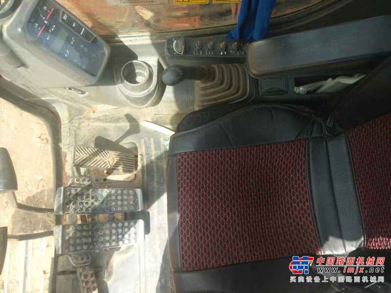云南出售转让二手10032小时2010年日立ZX120挖掘机