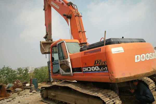辽宁出售转让二手12000小时2009年斗山SL258LC挖掘机