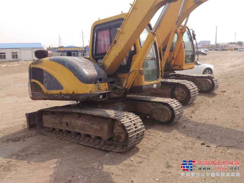 内蒙古出售转让二手15000小时2010年玉柴YC85挖掘机
