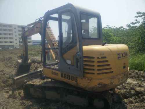 安徽出售转让二手8860小时2010年厦工XG807W挖掘机