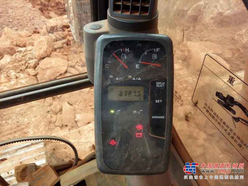 江西出售转让二手8000小时2011年日立ZX240挖掘机