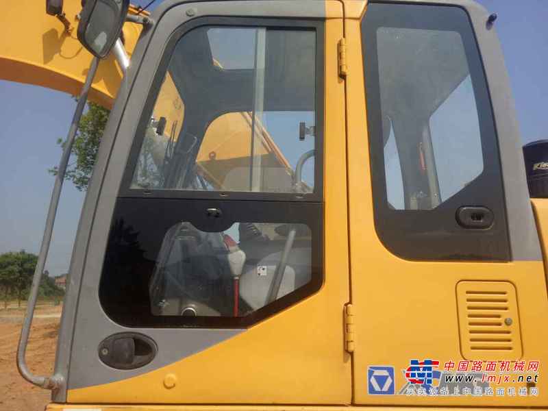江西出售转让二手6000小时2012年徐工XE215C挖掘机