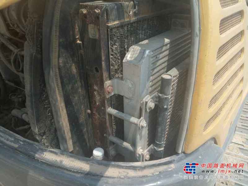 山东出售转让二手2500小时2010年柳工CLG904C挖掘机