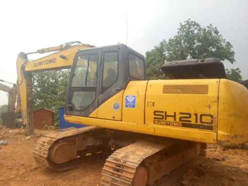 江西出售转让二手7000小时2011年住友SH210LC挖掘机